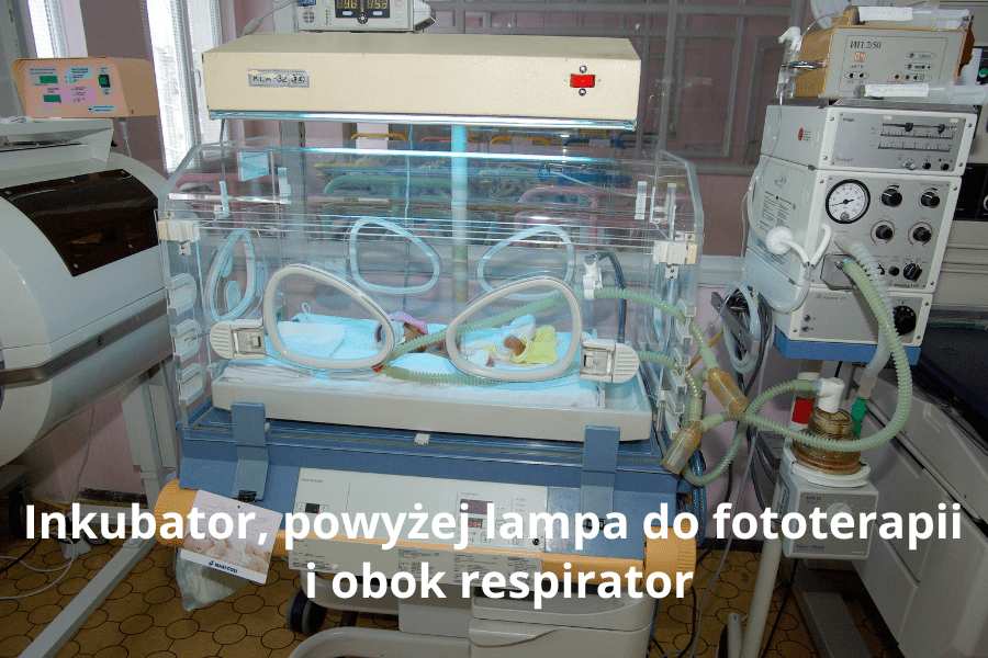 Inkubator z lampą do fototerapii